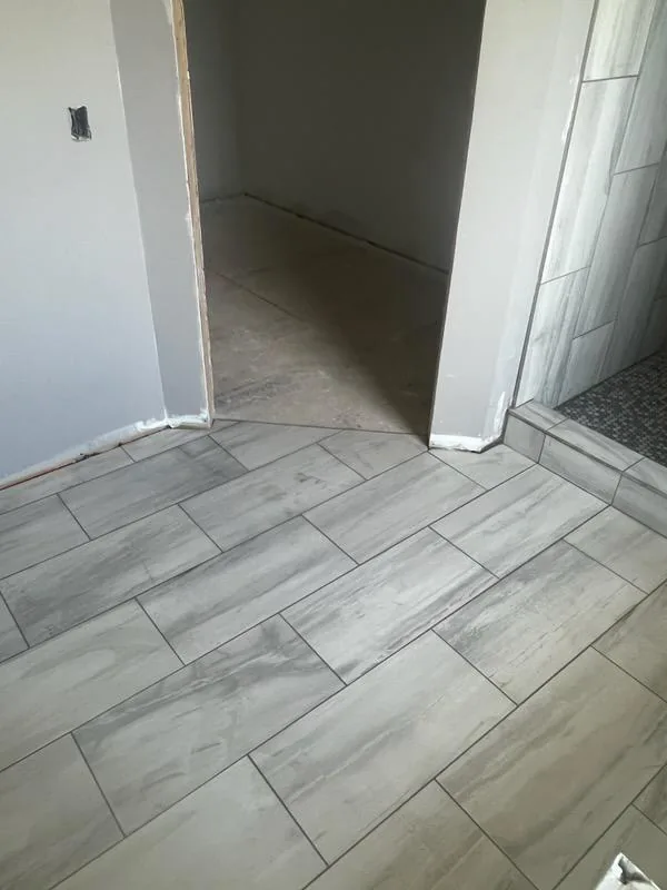 Shower Floor Detail by Mountaineer Tile & Remodeling